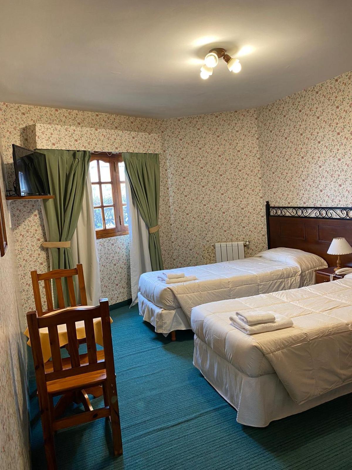 Kalenshen Calafate Hotel เอลกาลาฟาเต ภายนอก รูปภาพ