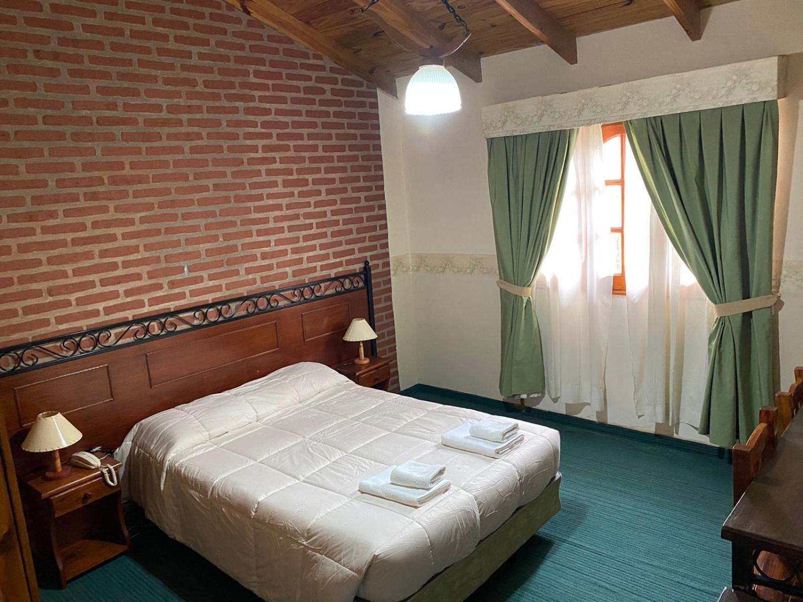 Kalenshen Calafate Hotel เอลกาลาฟาเต ภายนอก รูปภาพ