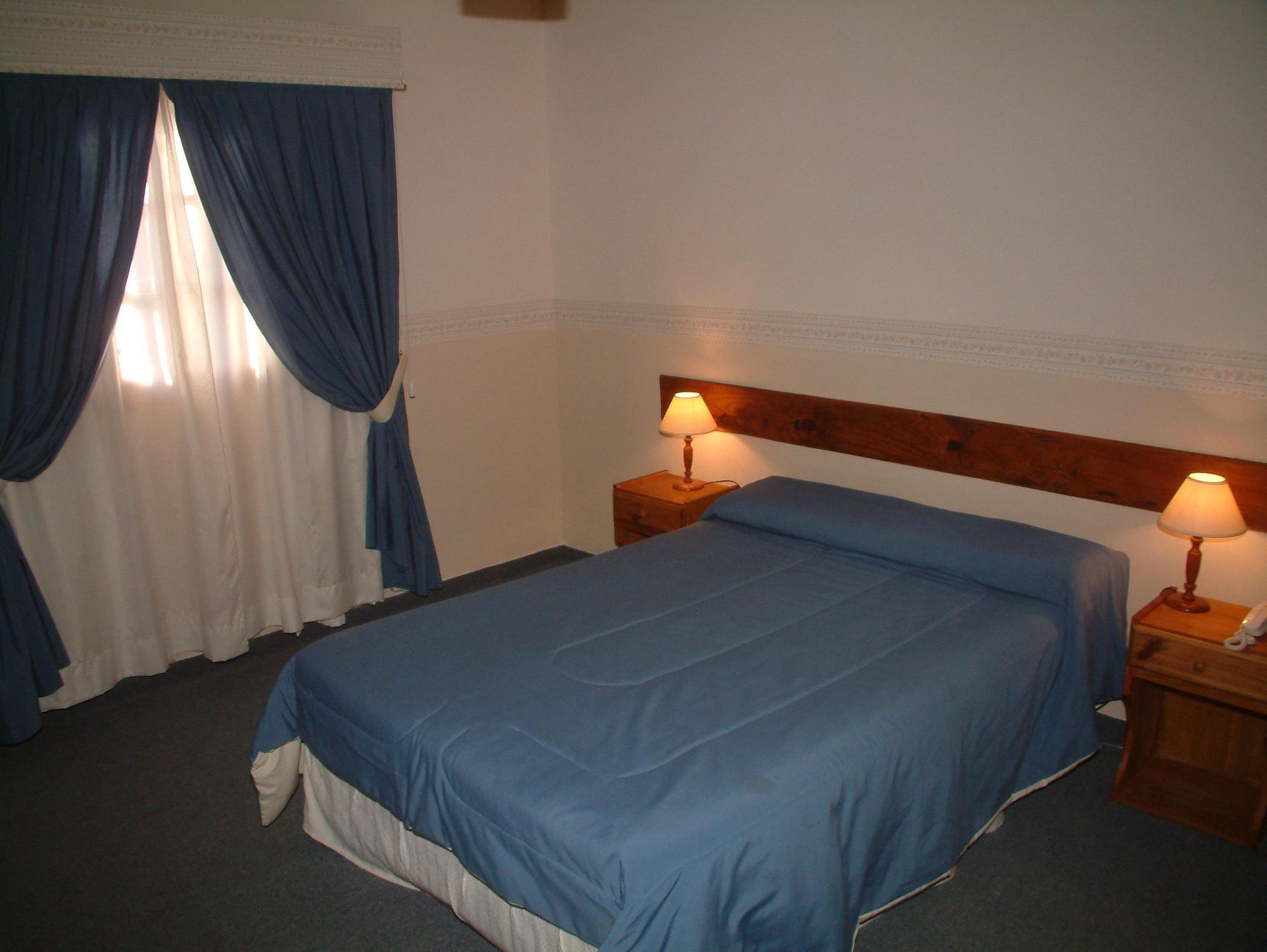 Kalenshen Calafate Hotel เอลกาลาฟาเต ภายนอก รูปภาพ